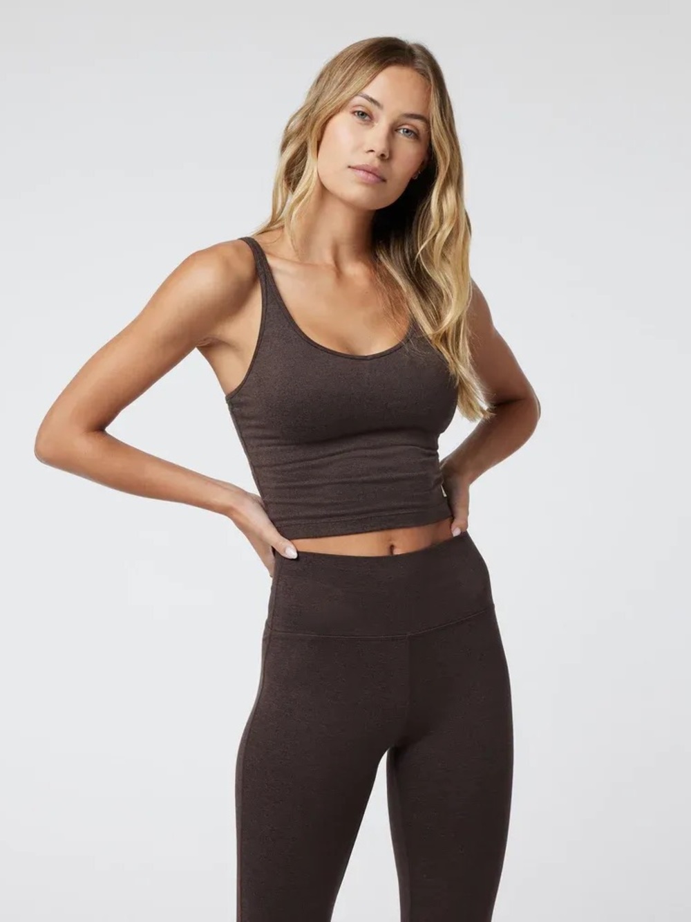 VUORI WOMEN'S HALO PERFORMANCE CROP size Large